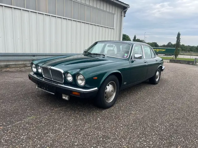 Jaguar XJ12 5,3 H.E Sovereign  1 HAND , GARAGENWAGEN