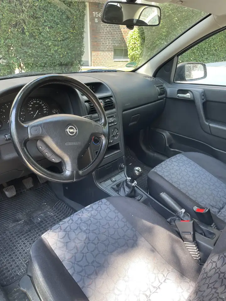 Opel Astra 1.6 Edition 100, foto 4