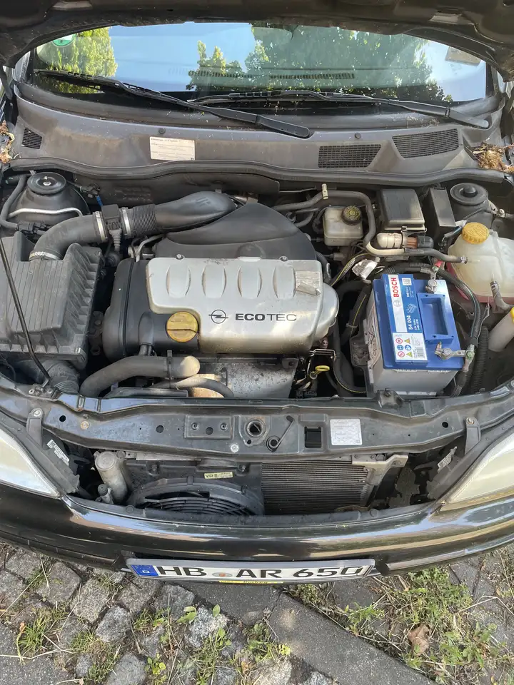 Opel Astra 1.6 Edition 100, foto 3