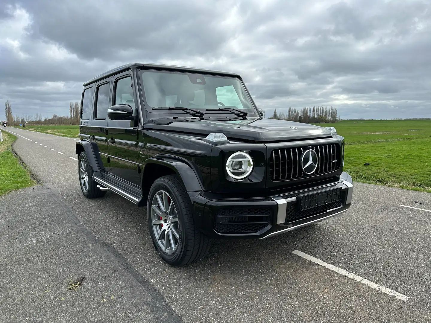 Mercedes-Benz G 63 AMG AMG Nieuw op Grijs kenteken BPM VRIJ 2024 Zwart - 2