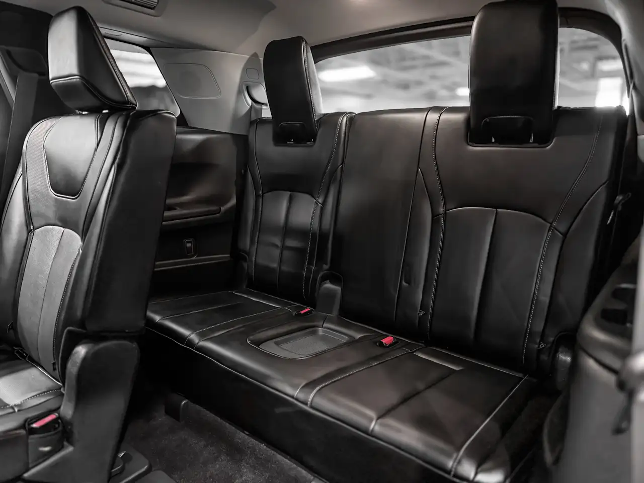 Infiniti QX60 снимка Infiniti QX60