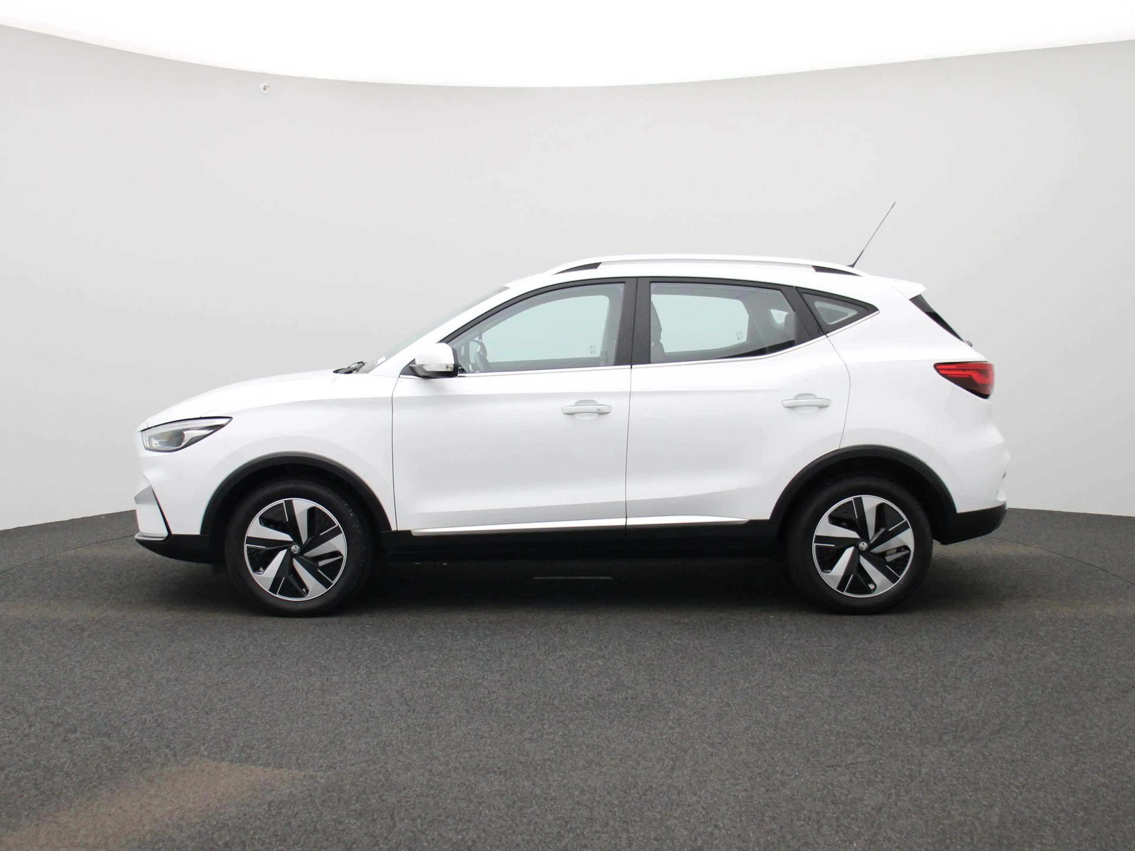 MG ZS Long Range 72 kWh Comfort | WORDT VERWACHT | — photo 4