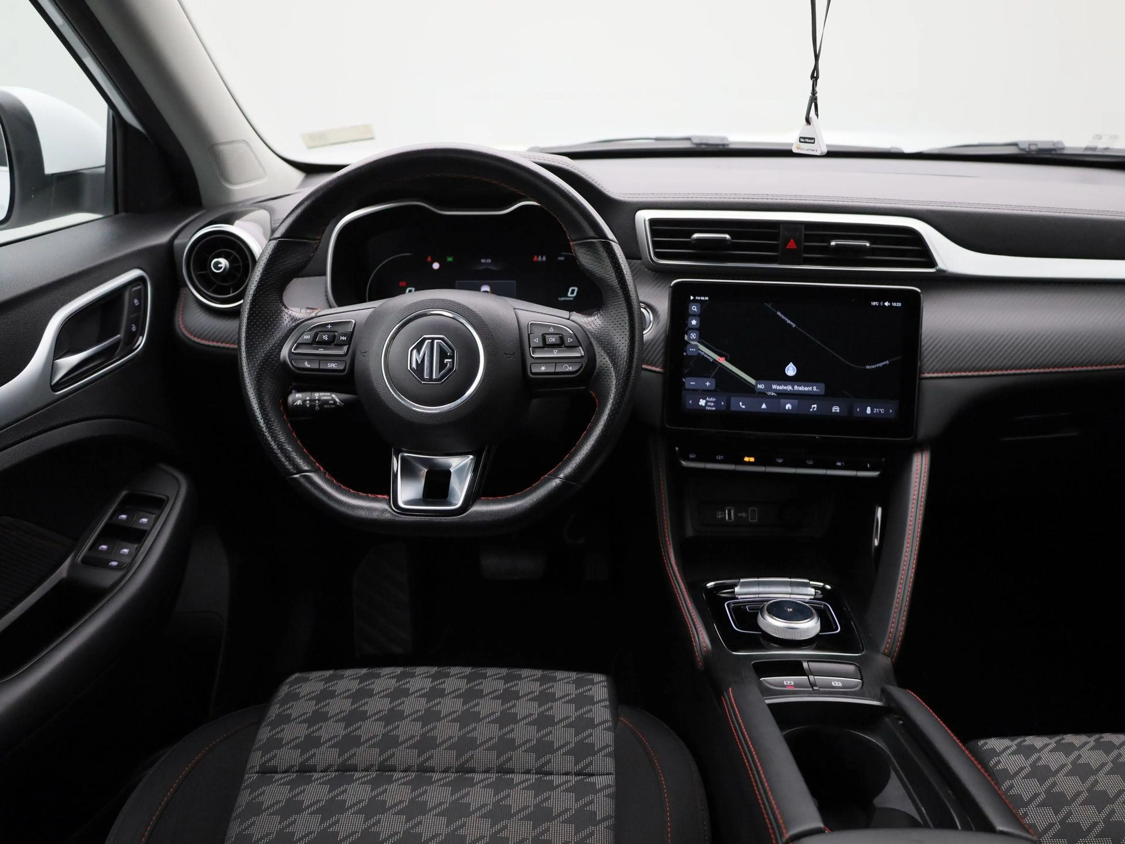 MG ZS Long Range 72 kWh Comfort | WORDT VERWACHT | — photo 7