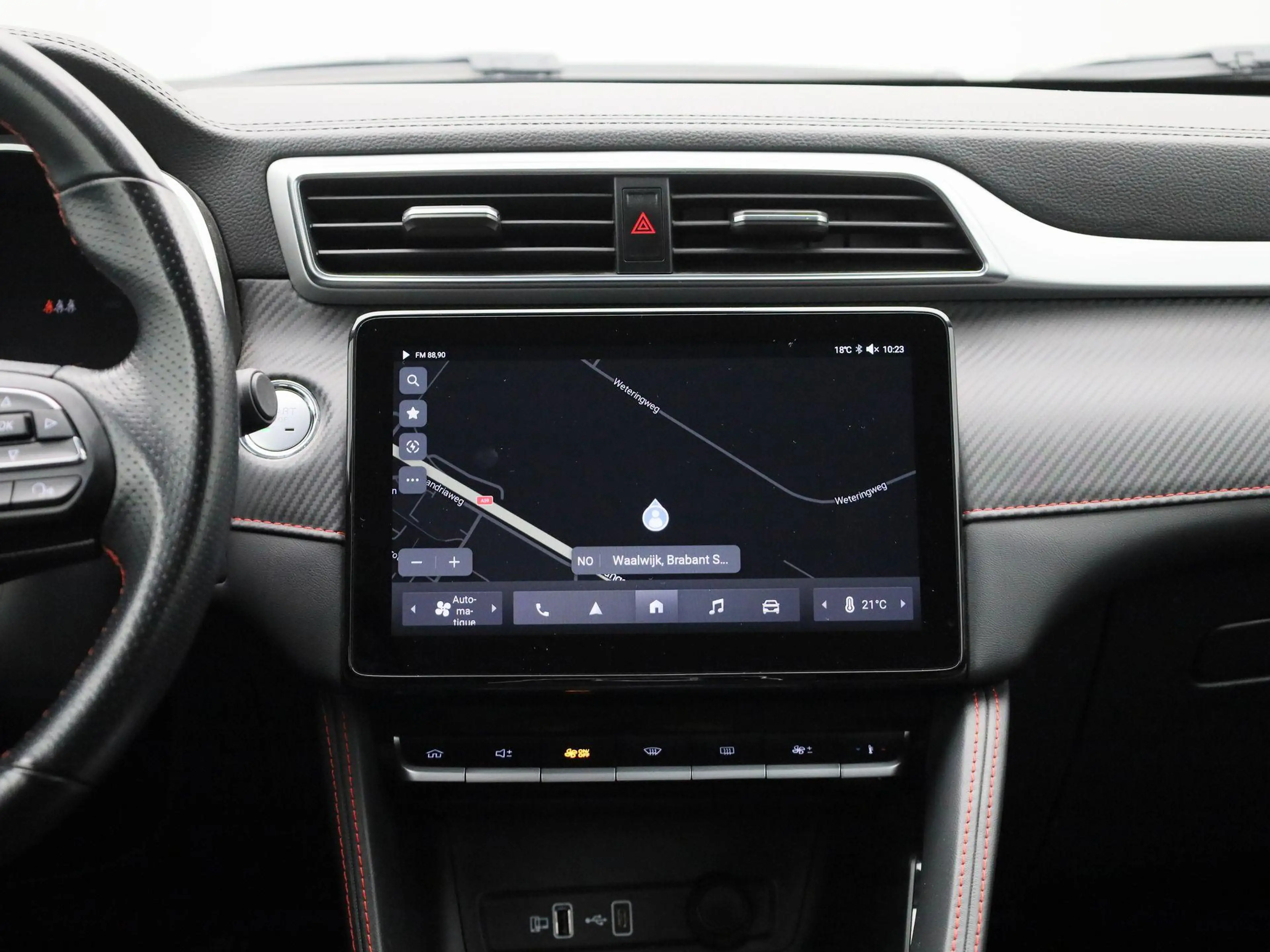 MG ZS Long Range 72 kWh Comfort | WORDT VERWACHT | — photo 9