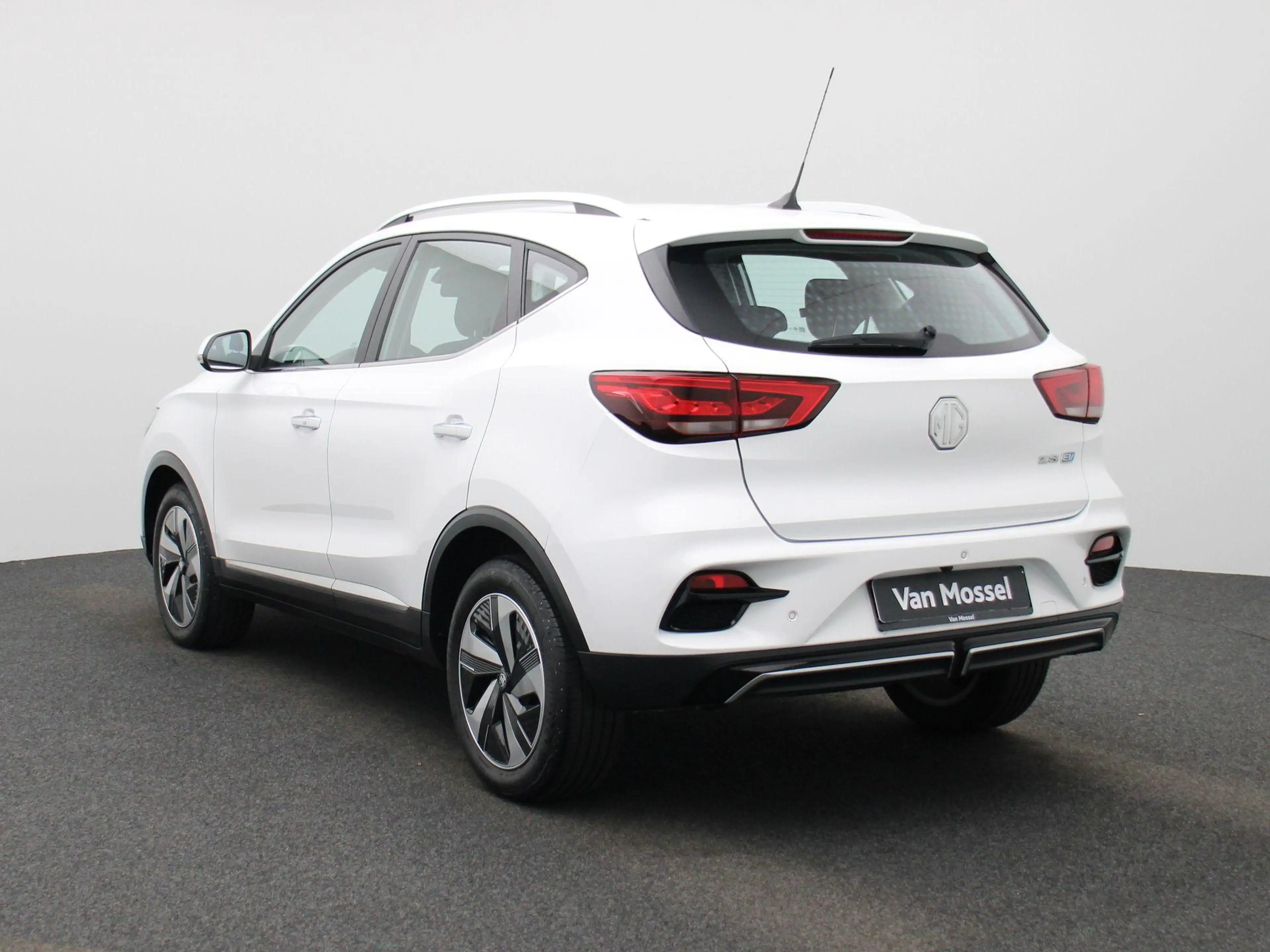MG ZS Long Range 72 kWh Comfort | WORDT VERWACHT | — photo 2