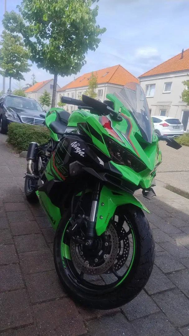 Kawasaki Ninja ZX-4RR KRT Vert - 1