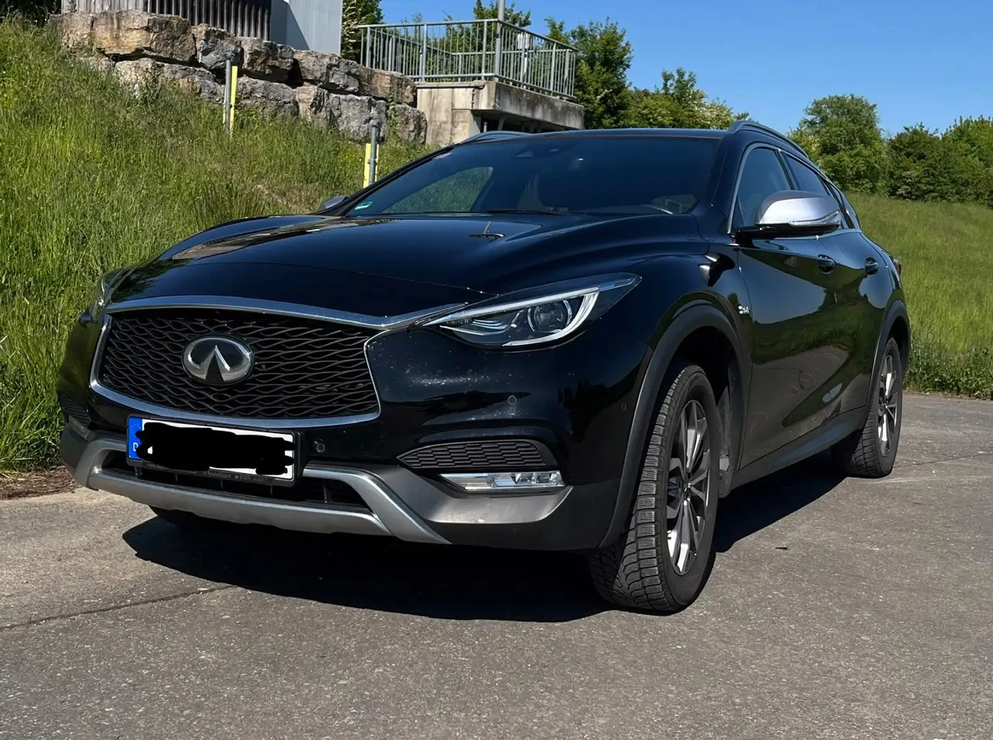 Infiniti QX30 QX30 2.0t DCT AWD Luxe Tech Negro - 1