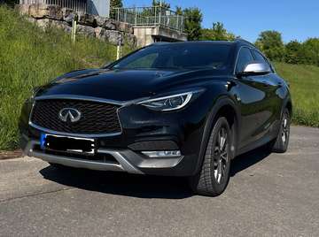 QX30 2.0t DCT AWD Luxe Tech