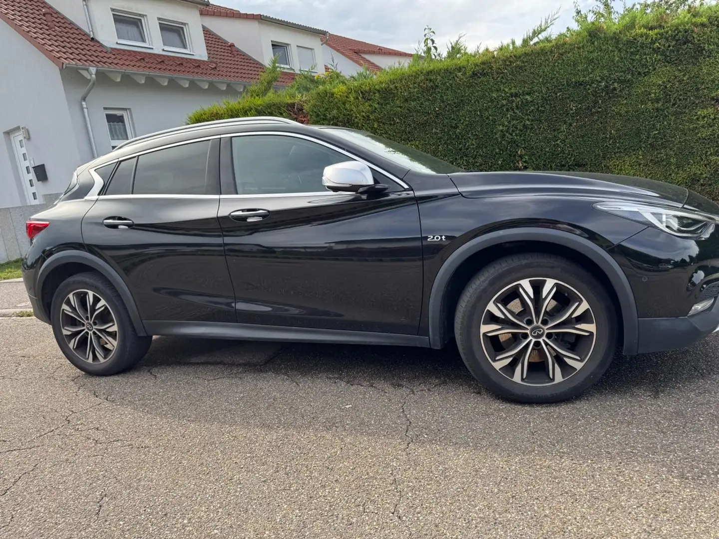 Infiniti QX30 QX30 2.0t DCT AWD Luxe Tech Negro - 2