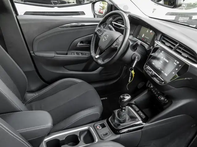 Opel Corsa view 3