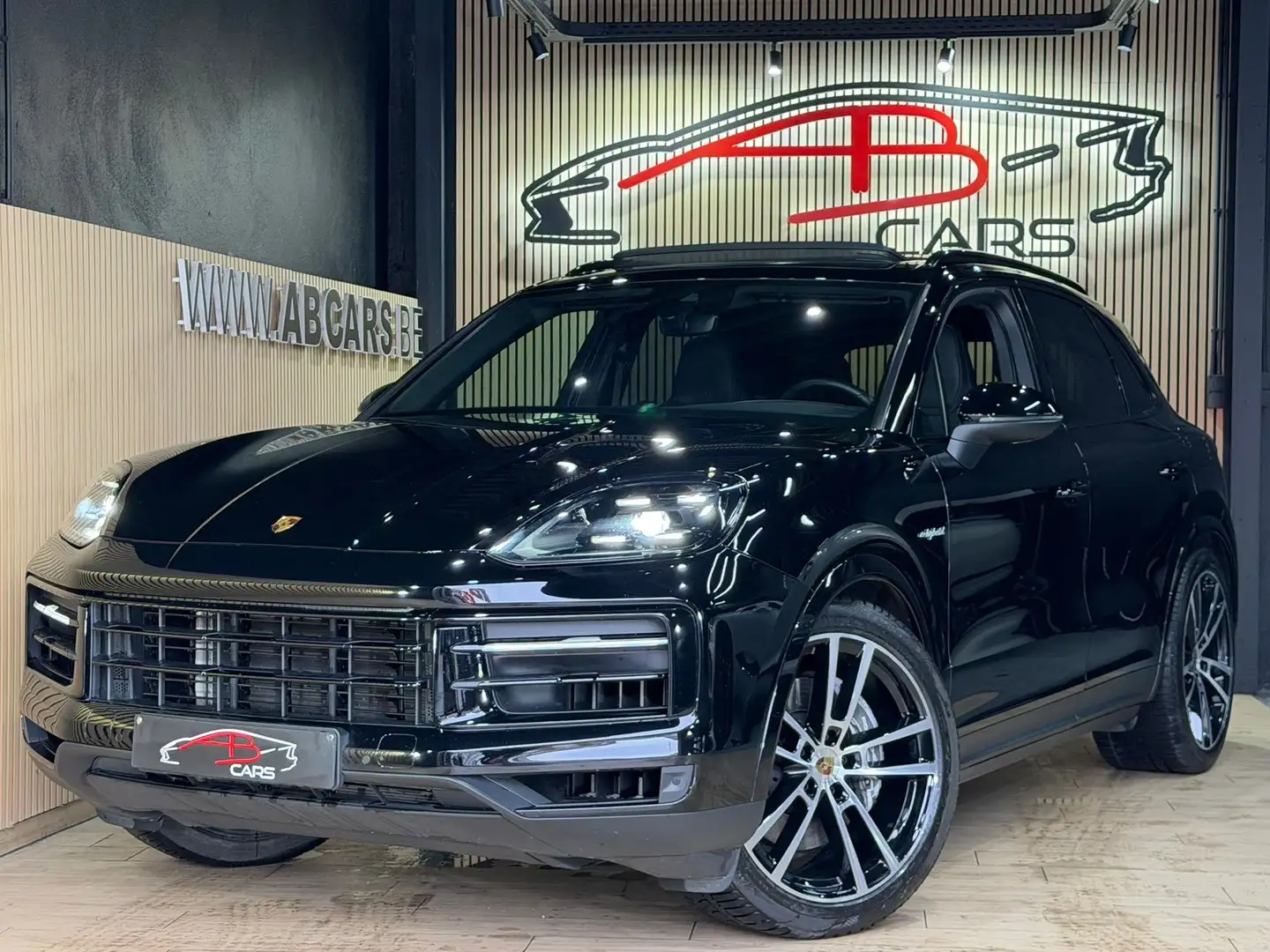 Porsche Cayenne E-Hybrid 3.0 Turbo V6 (346 kW) * FULL OPTIONS * Zwart - 1