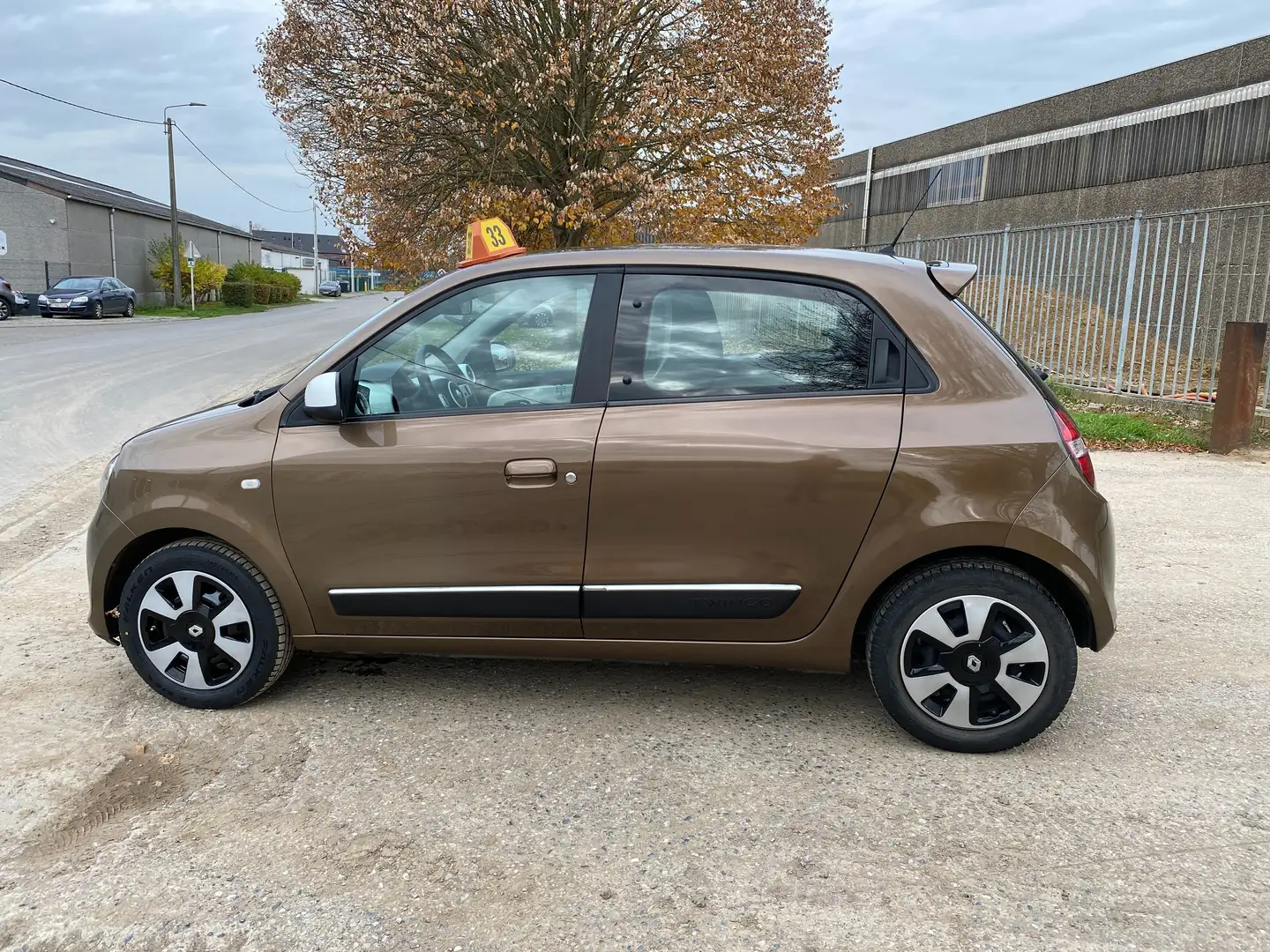 Renault Twingo Twingo 1.0i SCe Life S Bronce - 2