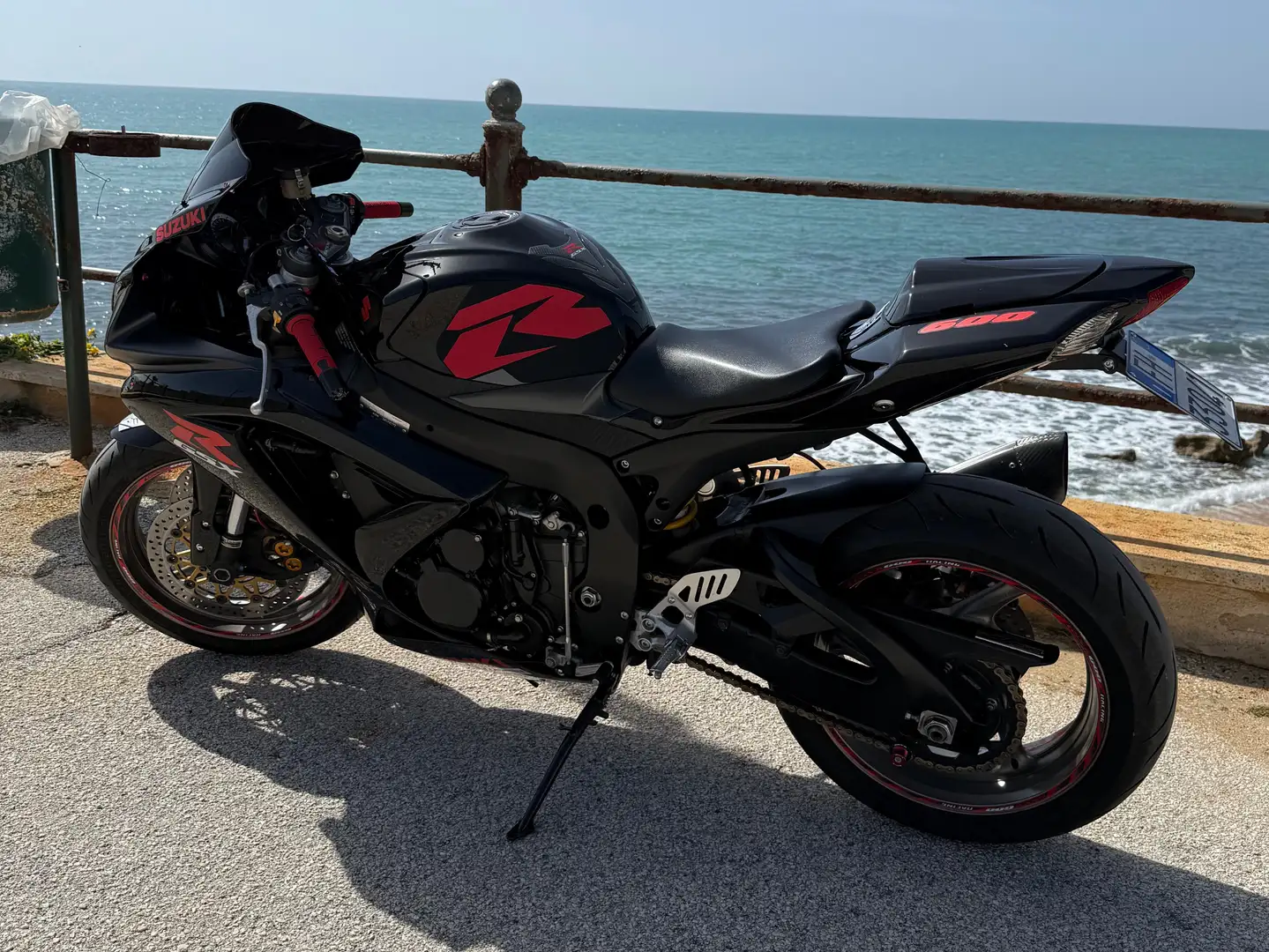 Suzuki GSX-R 600 L0 Black - 1