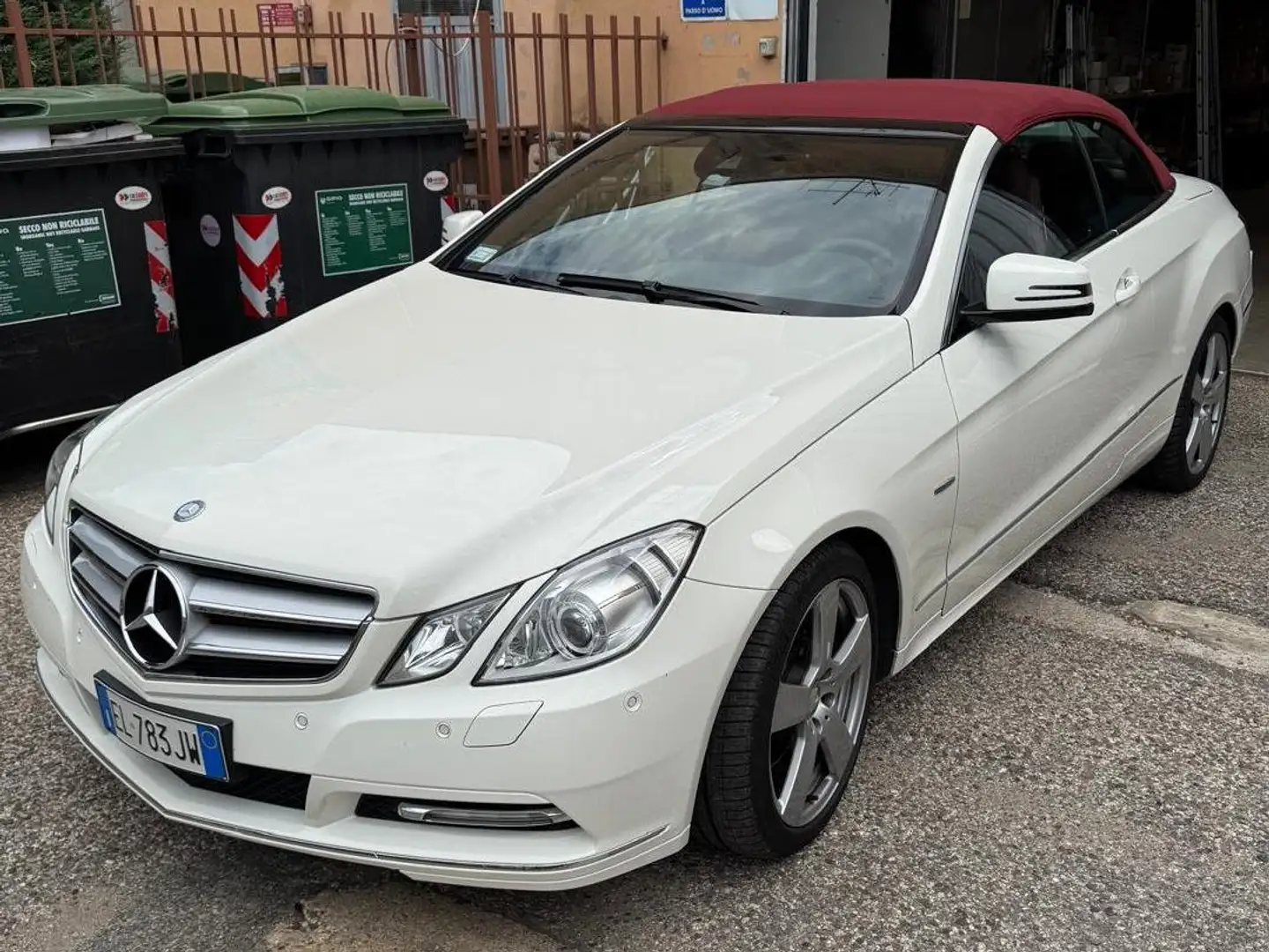 Mercedes-Benz E 250 CABRIO Bianco - 2