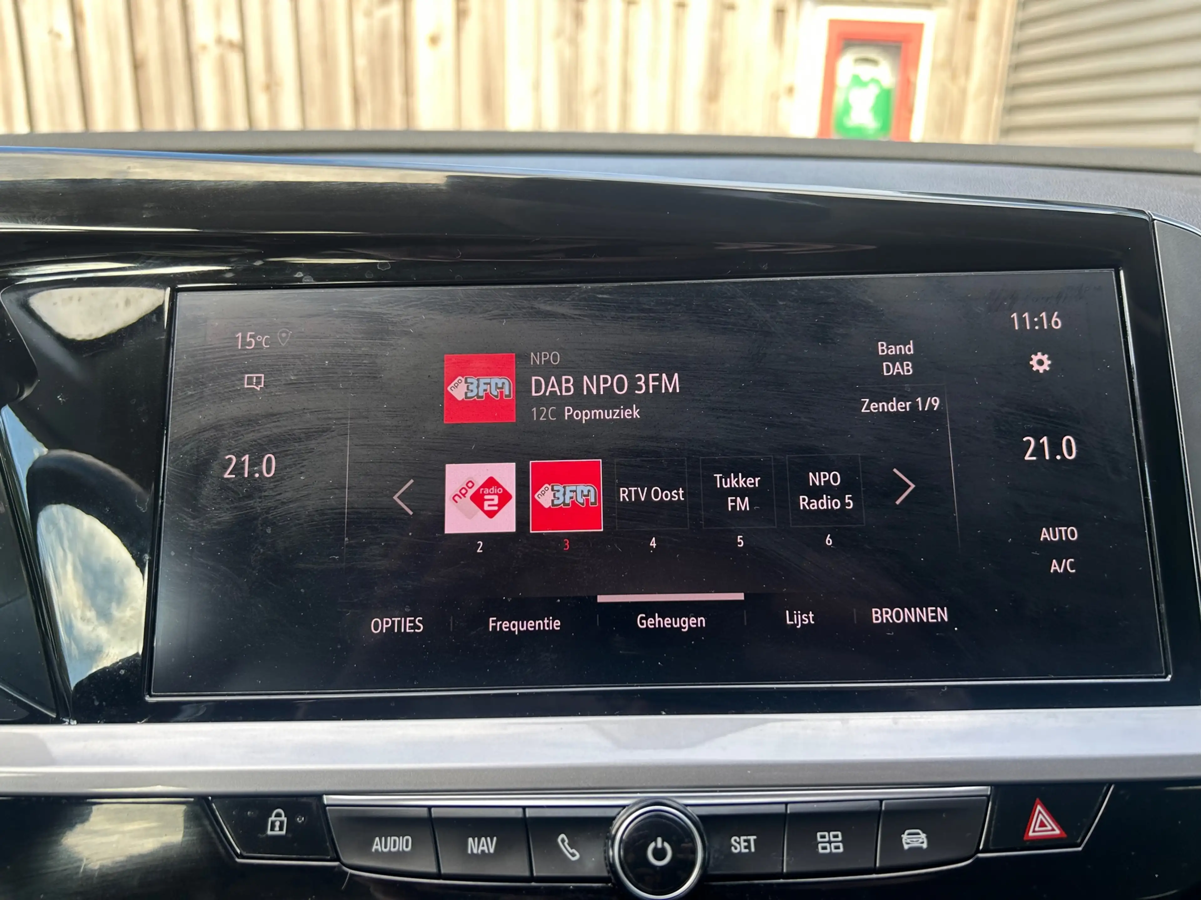 Opel Grandland 1.2T Business Elegance AUTOMAAT, AFN. TREKHAAK — photo 18