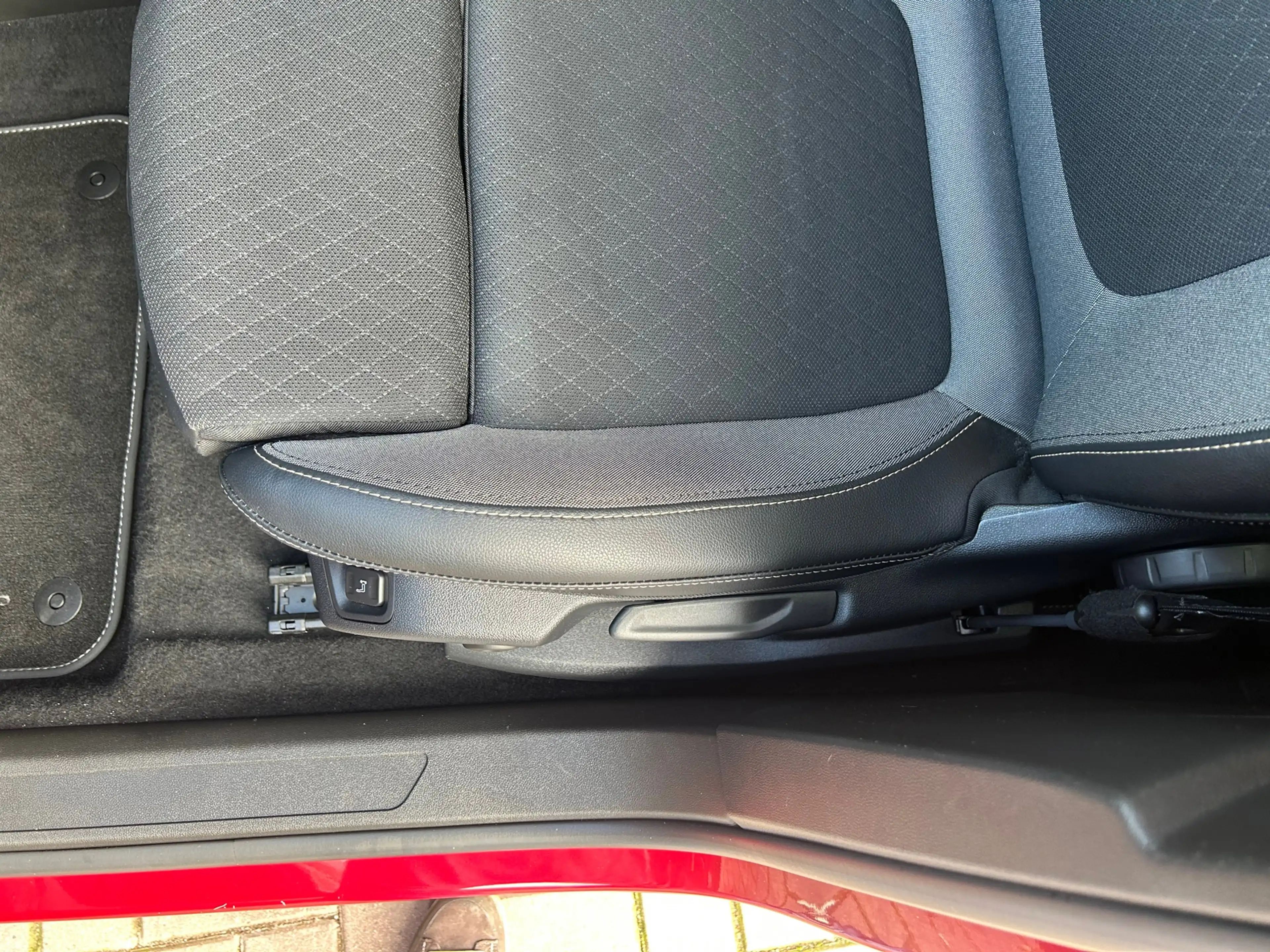 Opel Grandland 1.2T Business Elegance AUTOMAAT, AFN. TREKHAAK — photo 8