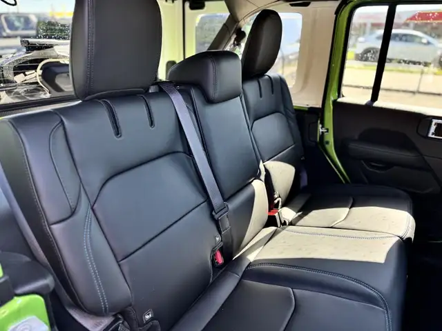 Jeep Wrangler view 9