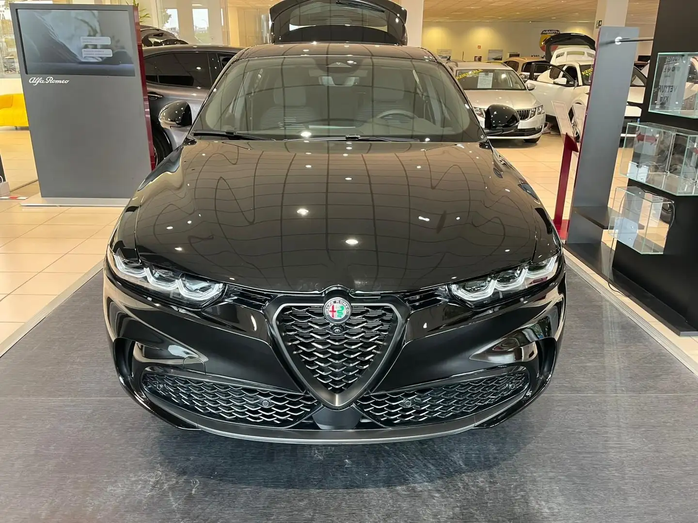 Alfa Romeo Tonale 1.5 130 CV MHEV TCT7 Sprint Nero - 2