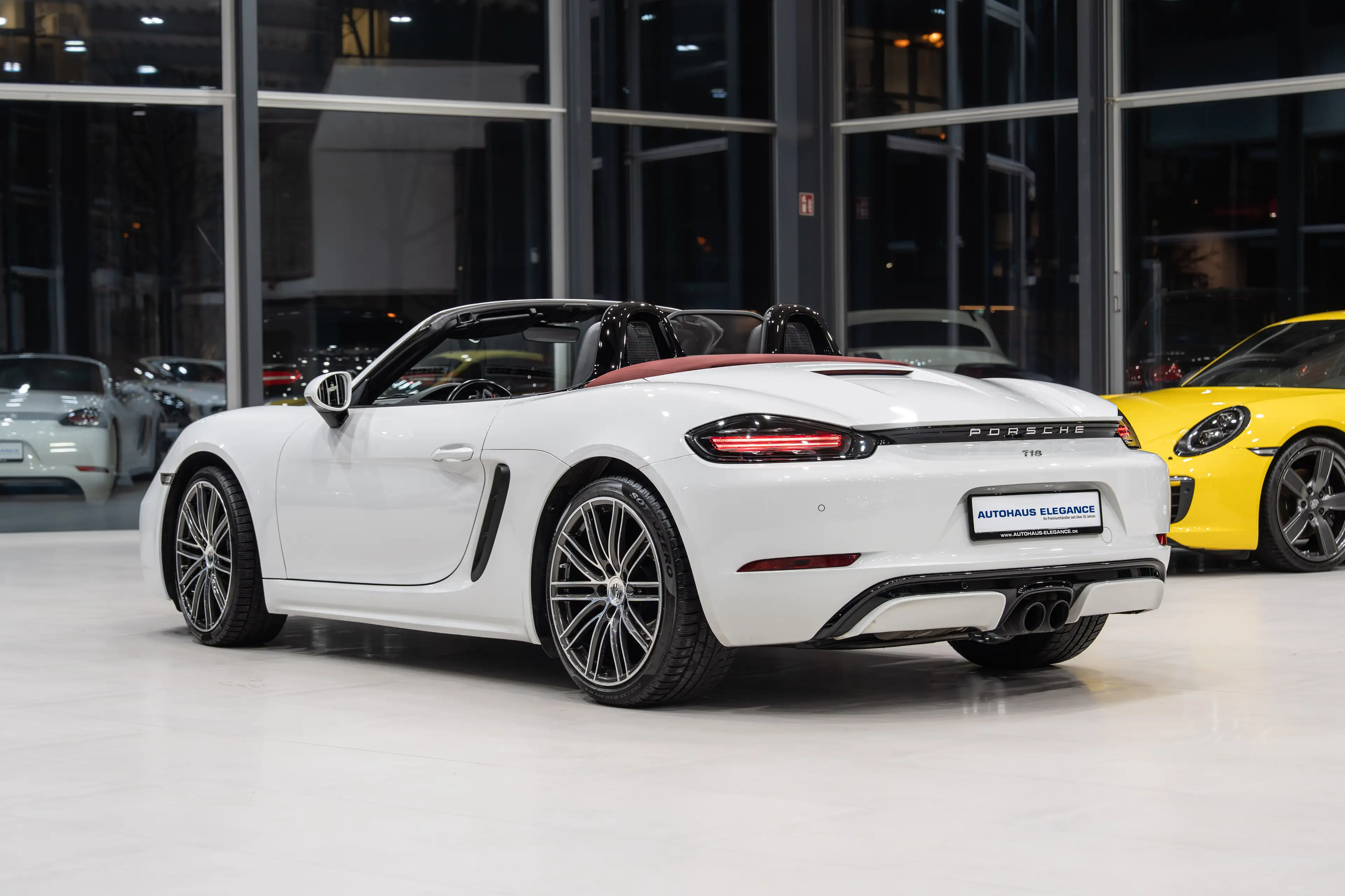 Porsche 718 *SPORT-CHRONO*1.HAND*SPORT-AUSPUFF*PDLS+* — photo 3
