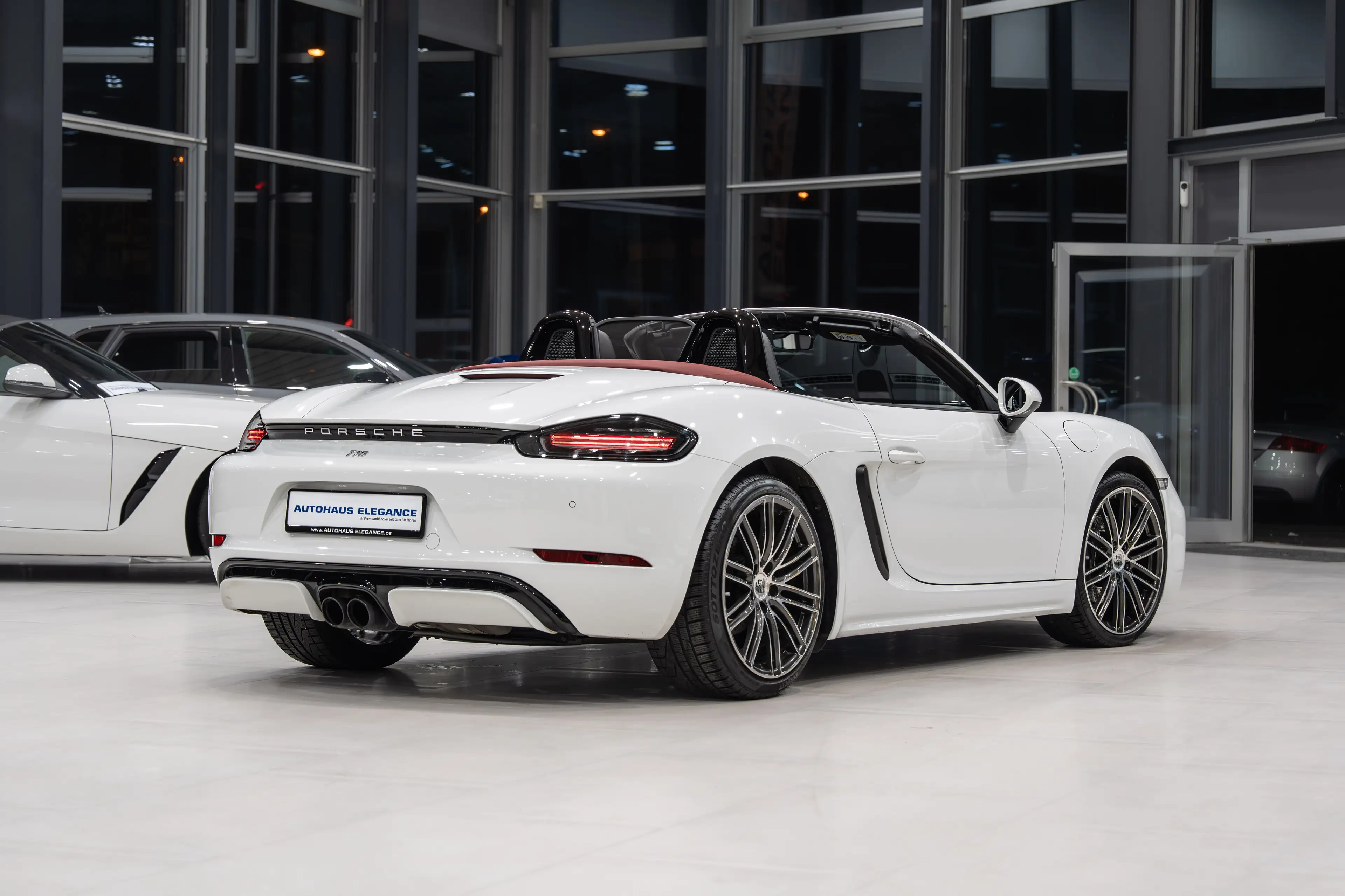 Porsche 718 *SPORT-CHRONO*1.HAND*SPORT-AUSPUFF*PDLS+* — photo 4
