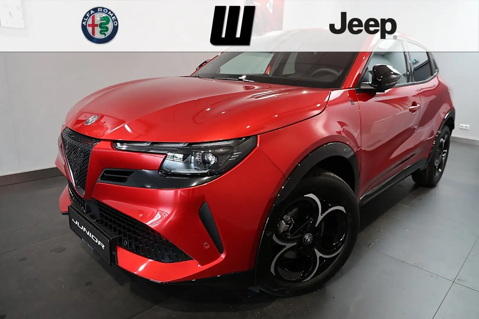 Alfa Romeo Junior Ibrida 1.2e-DCT6 Mild-Hybrid Ti Rot - 1