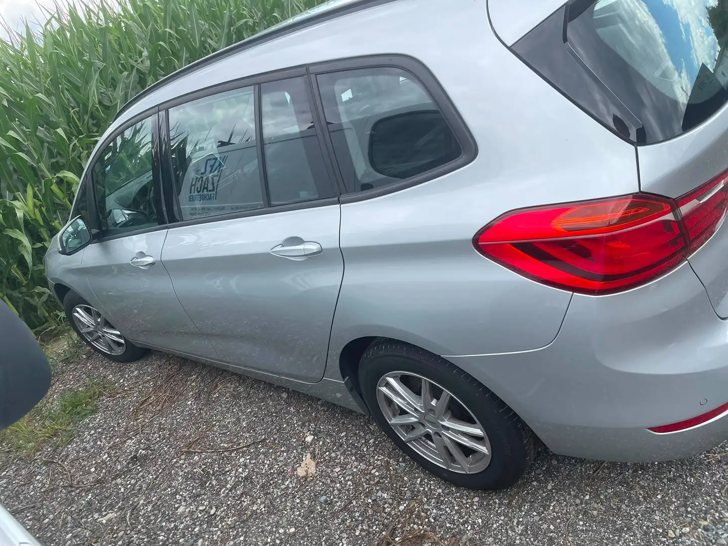 BMW 216 216d Gran Tourer Silber - 2