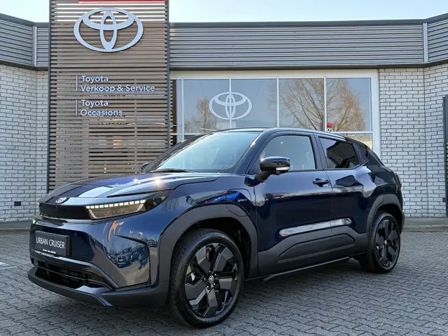 Toyota Urban Cruiser EXECUTIVE 61 KWH NIEUW EN DIRECT UIT VOORRAAD LEVE