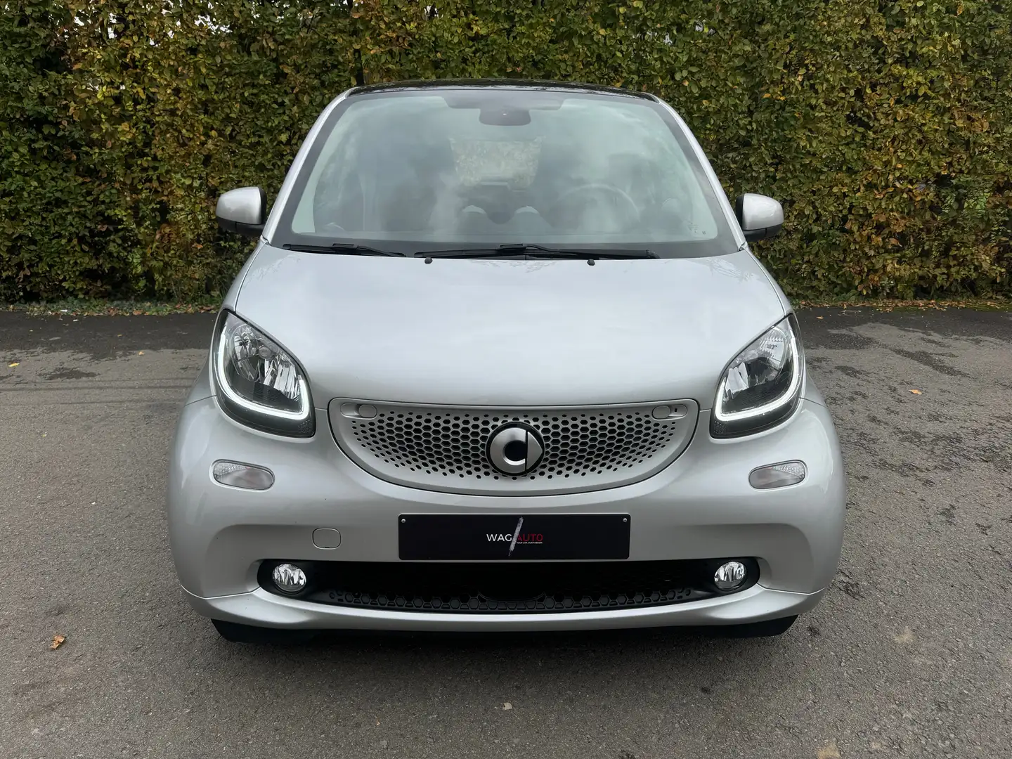 smart forTwo Fortwo coupé 0.9 Turbo Prime DCT Gris - 2