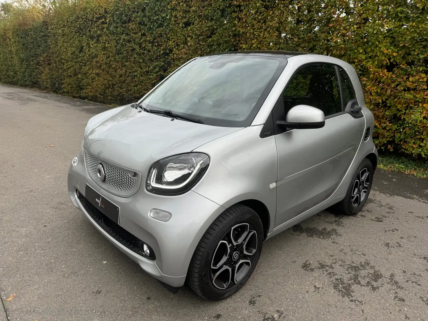 smart forTwo Fortwo coupé 0.9 Turbo Prime DCT Gris - 1