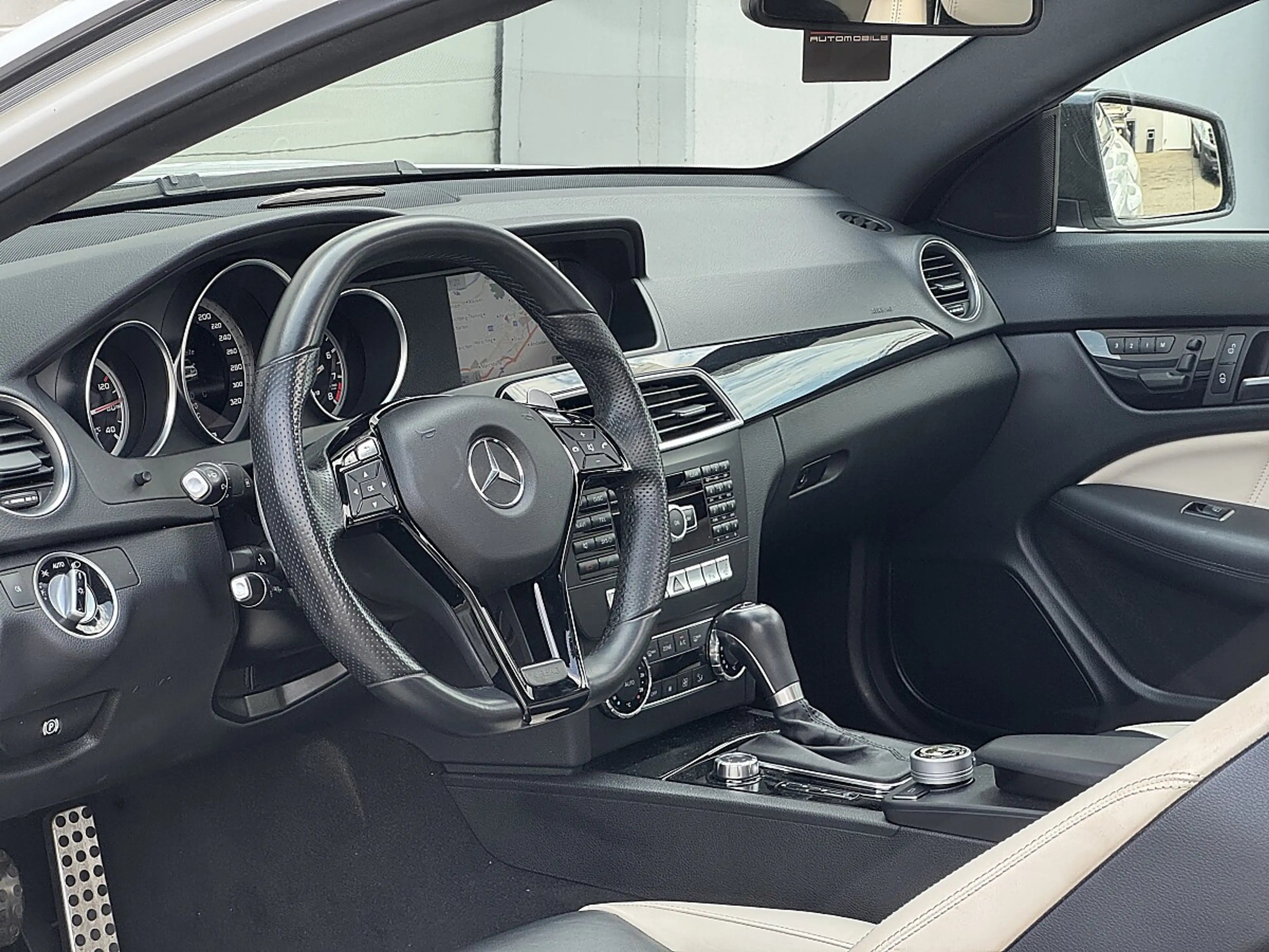 Mercedes-Benz C 63 AMG Coupe Aut. — photo 8
