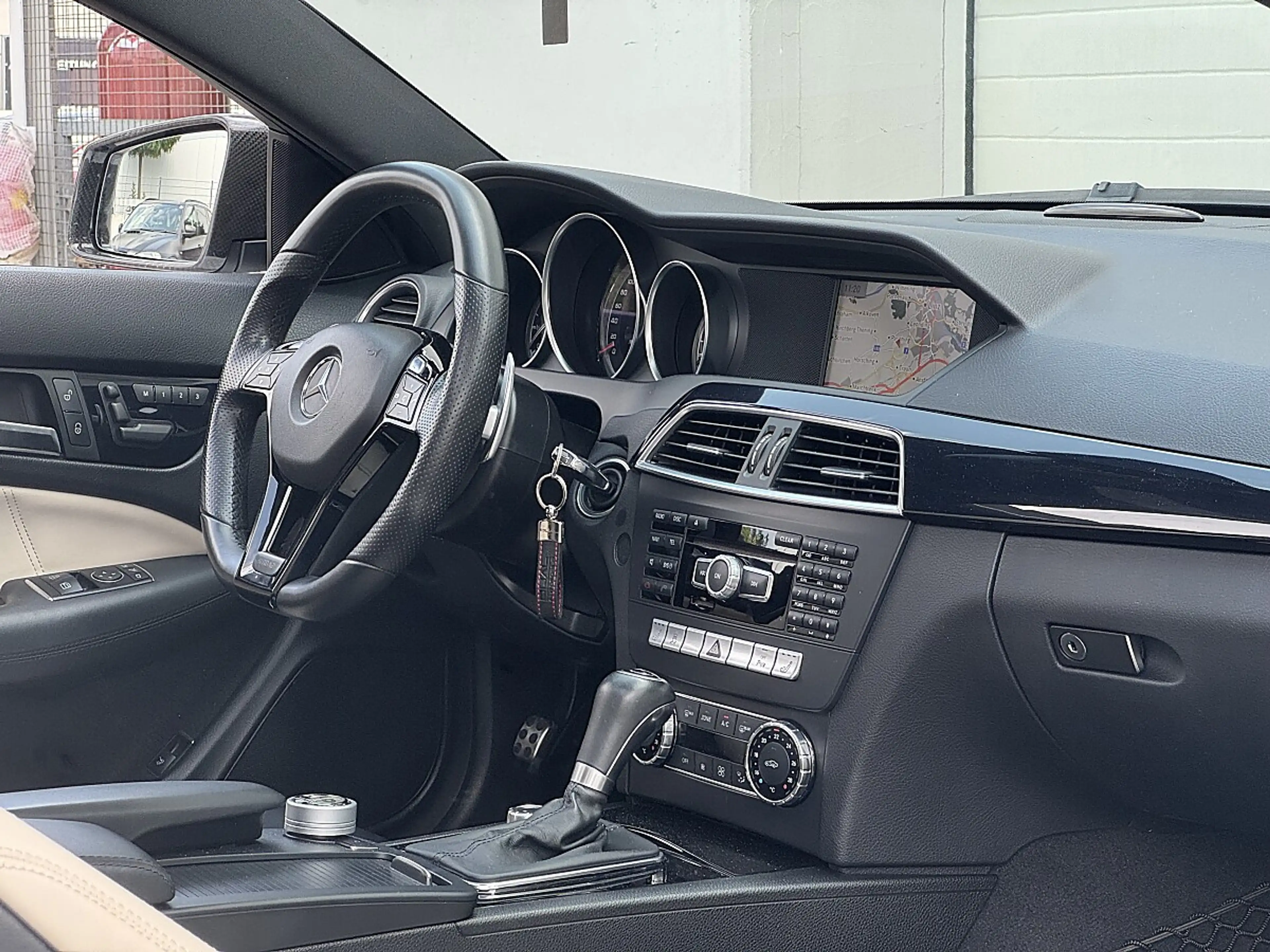 Mercedes-Benz C 63 AMG Coupe Aut. — photo 11