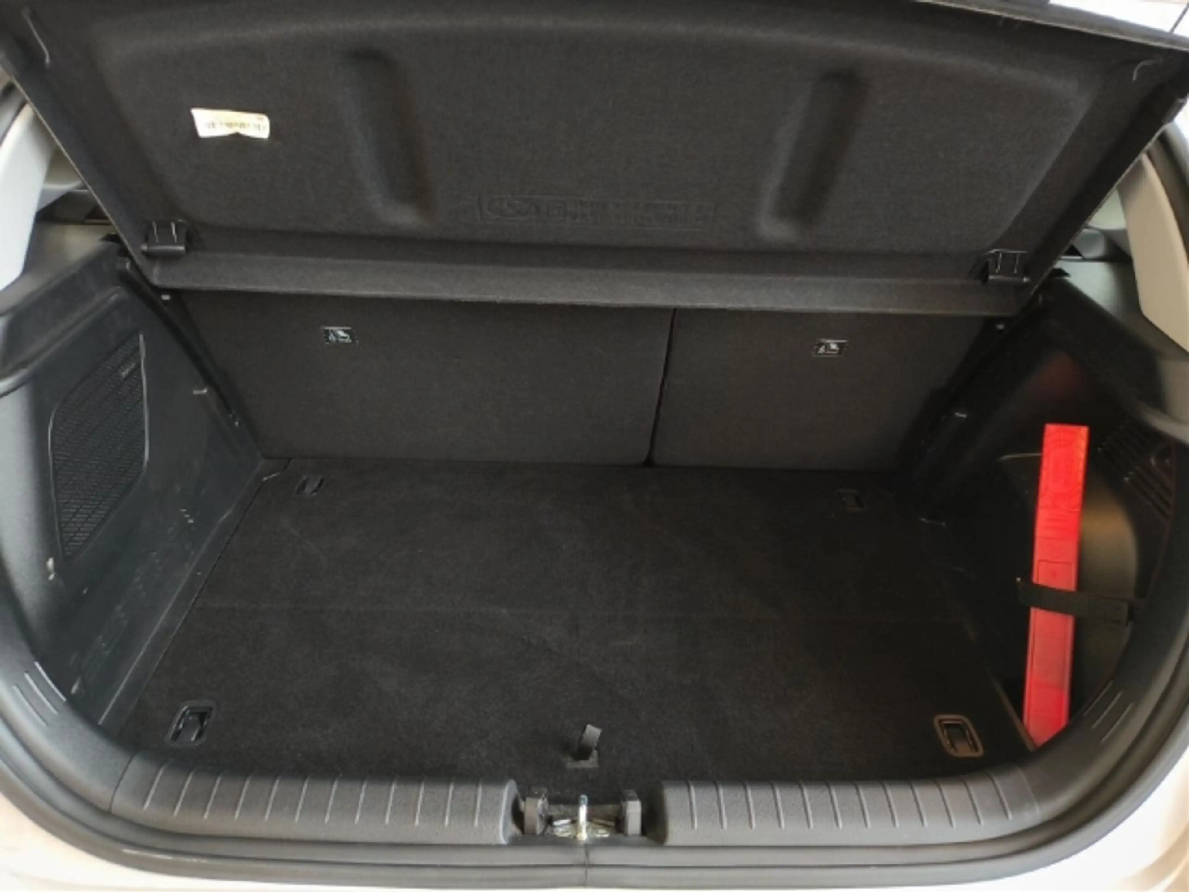 Hyundai i20 1.0 T-GDI Prime Allwetterreifen+Navi+Rückfahrkamer — photo 12