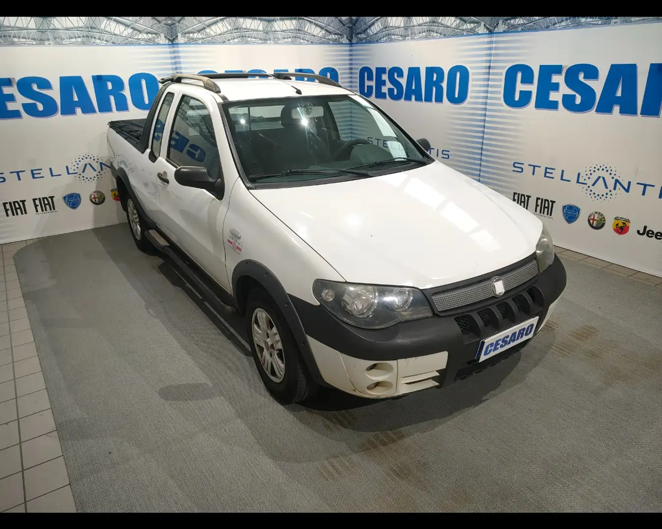 Fiat Strada 1.3 MJT Pick-up Bianco - 1
