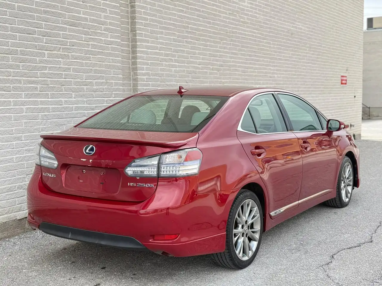 Lexus HS снимка Lexus HS