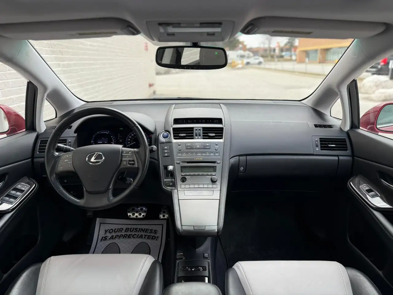 Lexus HS снимка Lexus HS