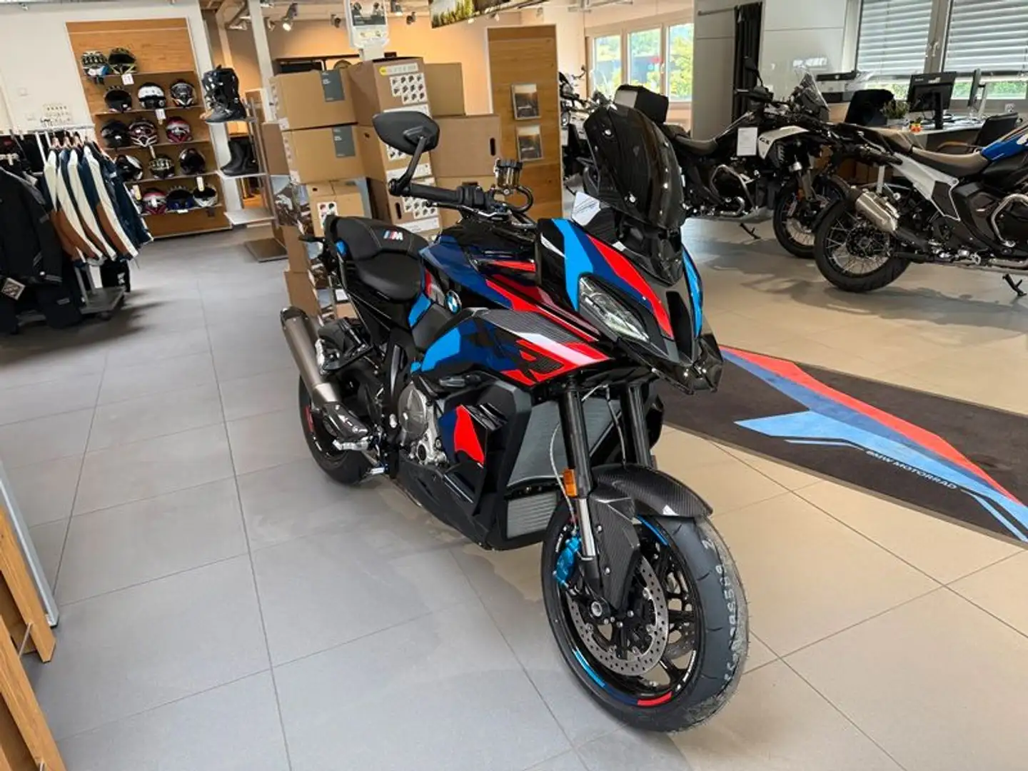 BMW M 1000 XR Competition sofort verfügbar Schwarz - 2