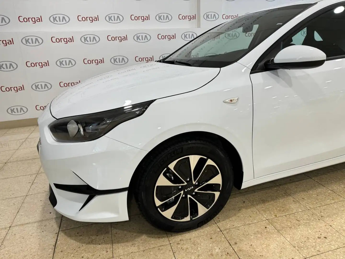 Kia Ceed / cee'd 1.0 T-GDI Concept 100 Blanco - 2