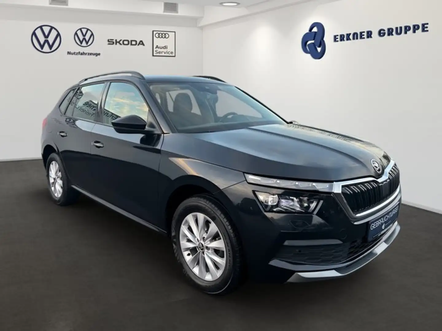 Skoda Kamiq 1.5TSI Ambition LED+TEMPOMAT+KAM+VIRTUAL+++ Schwarz - 2