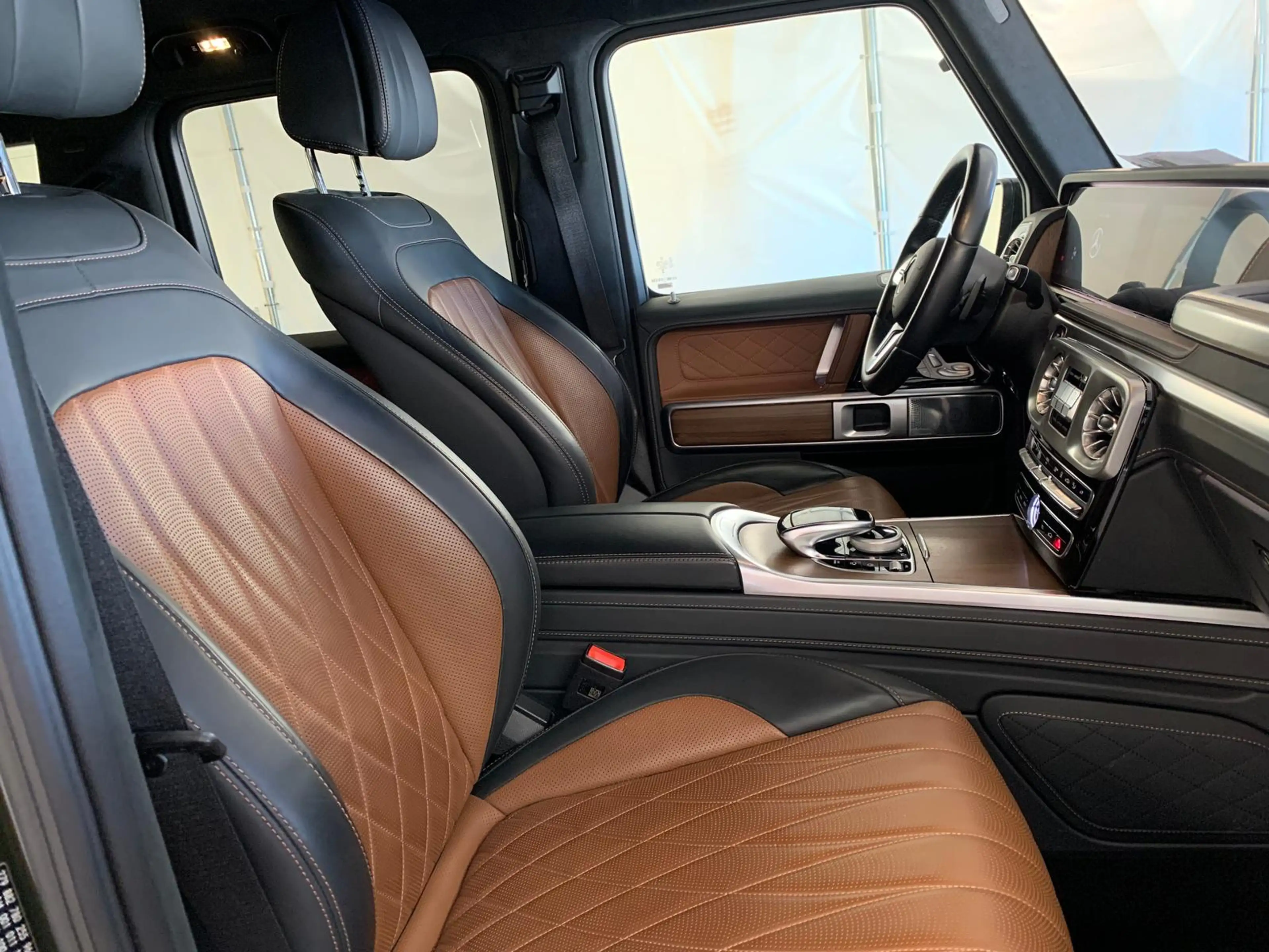 Mercedes-Benz G 400 G400 AMG SUPERIOR/NP160t€/MASSAGE/DESIGNO/3D-BUR — photo 4