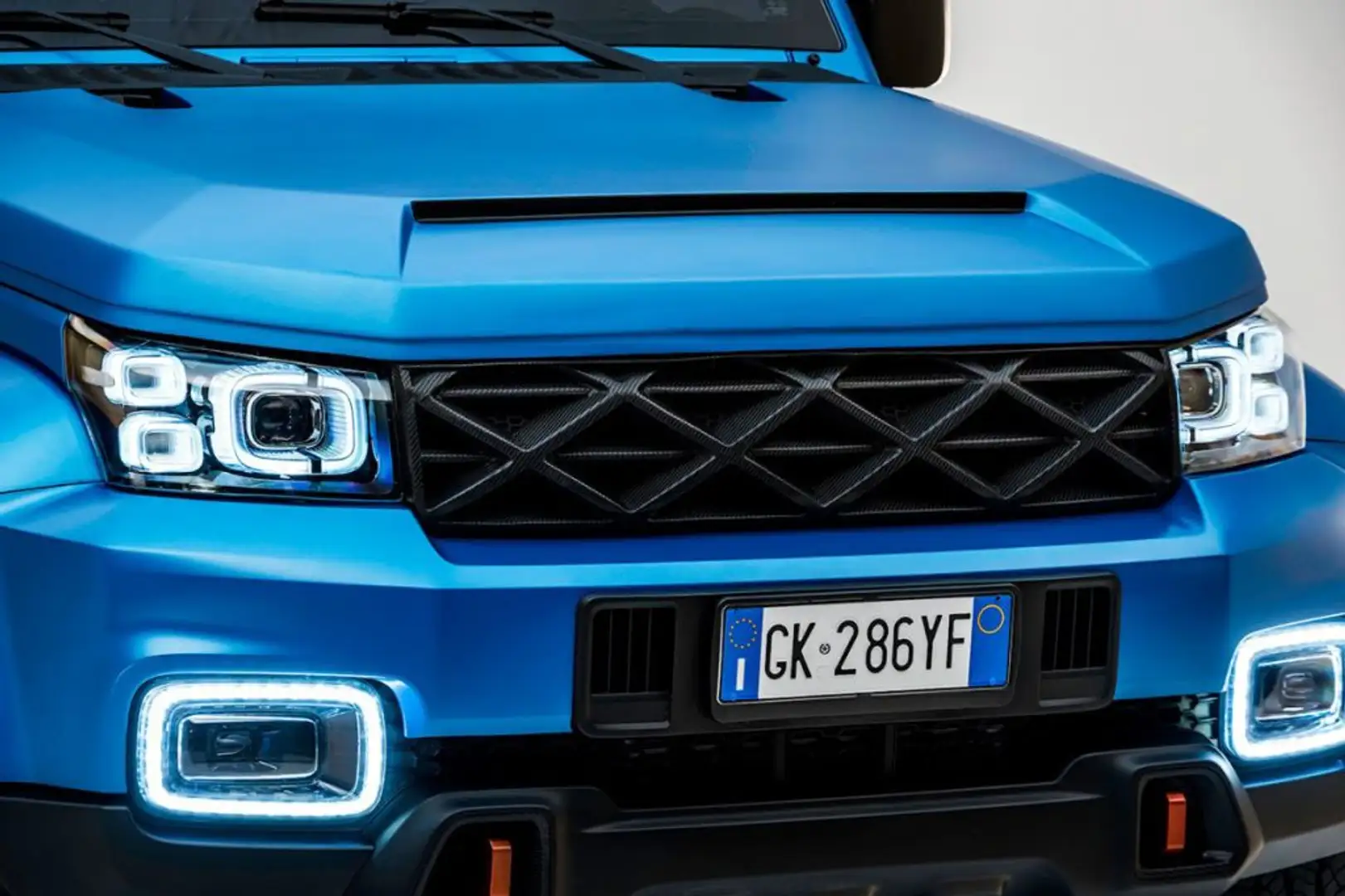 ICH-X K2 2.0 TURBO DIESEL 4X4 AUTOMATICA Blau - 2