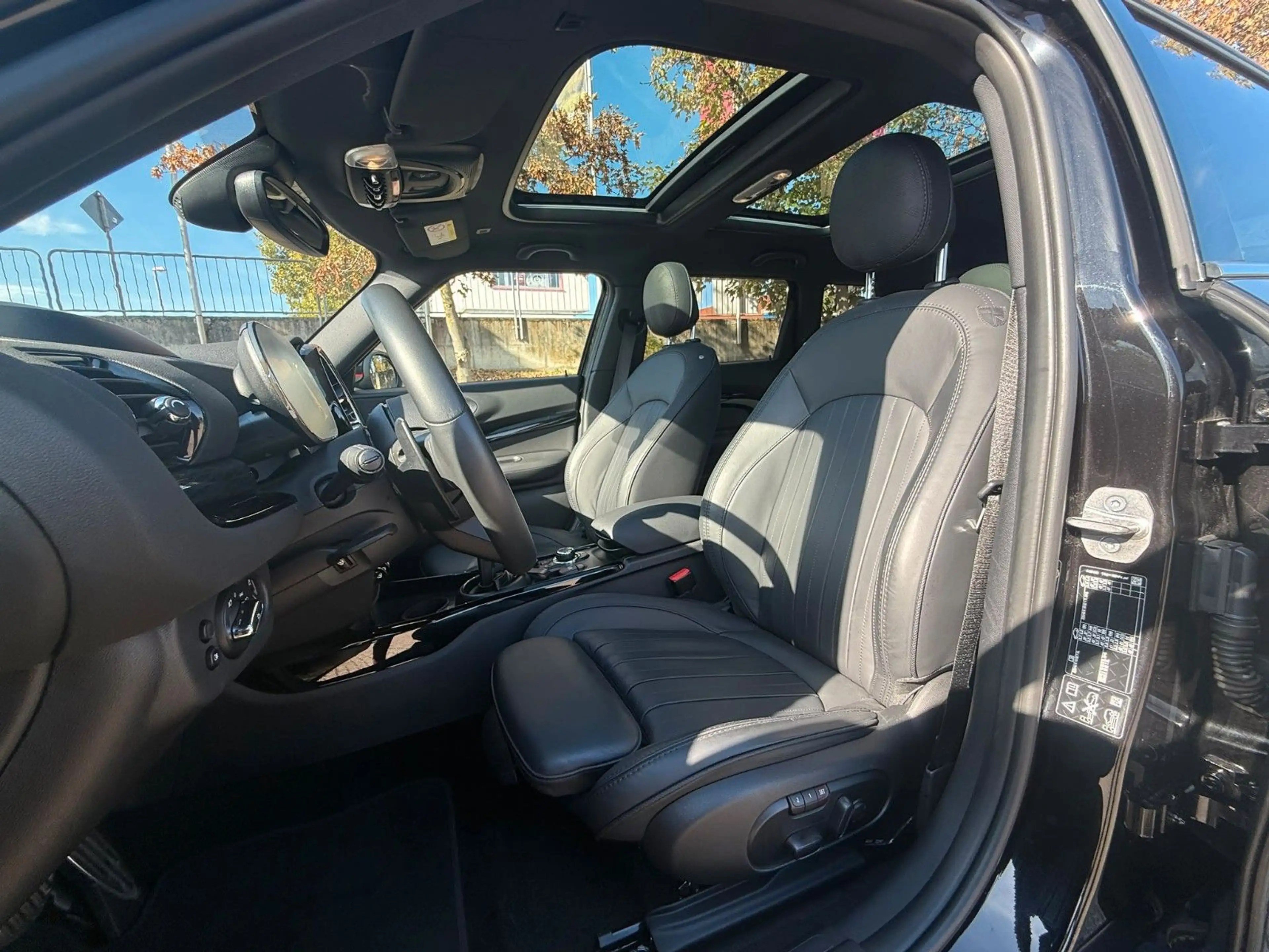 MINI John Cooper Works Clubman Clubman JCW John Cooper Works Trim All4/HUD/Pano — photo 10