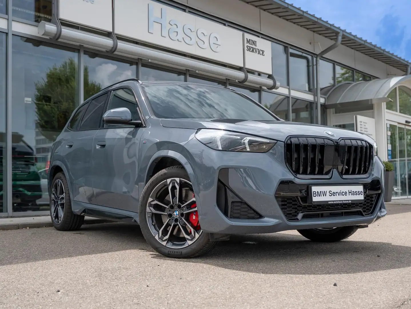 BMW X1 sDr 20i M-Sport Pro +19Z AHK PANO DrAss adLED Gris - 2