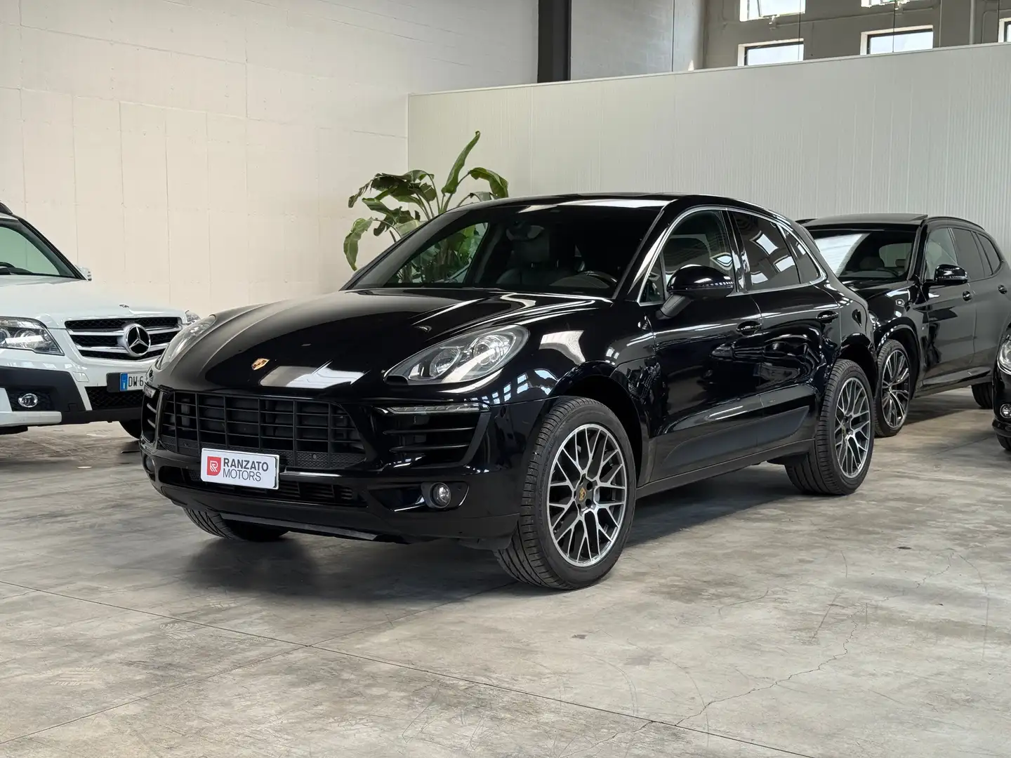 Porsche Macan Macan 3.0d S 250cv pdk Černá - 1