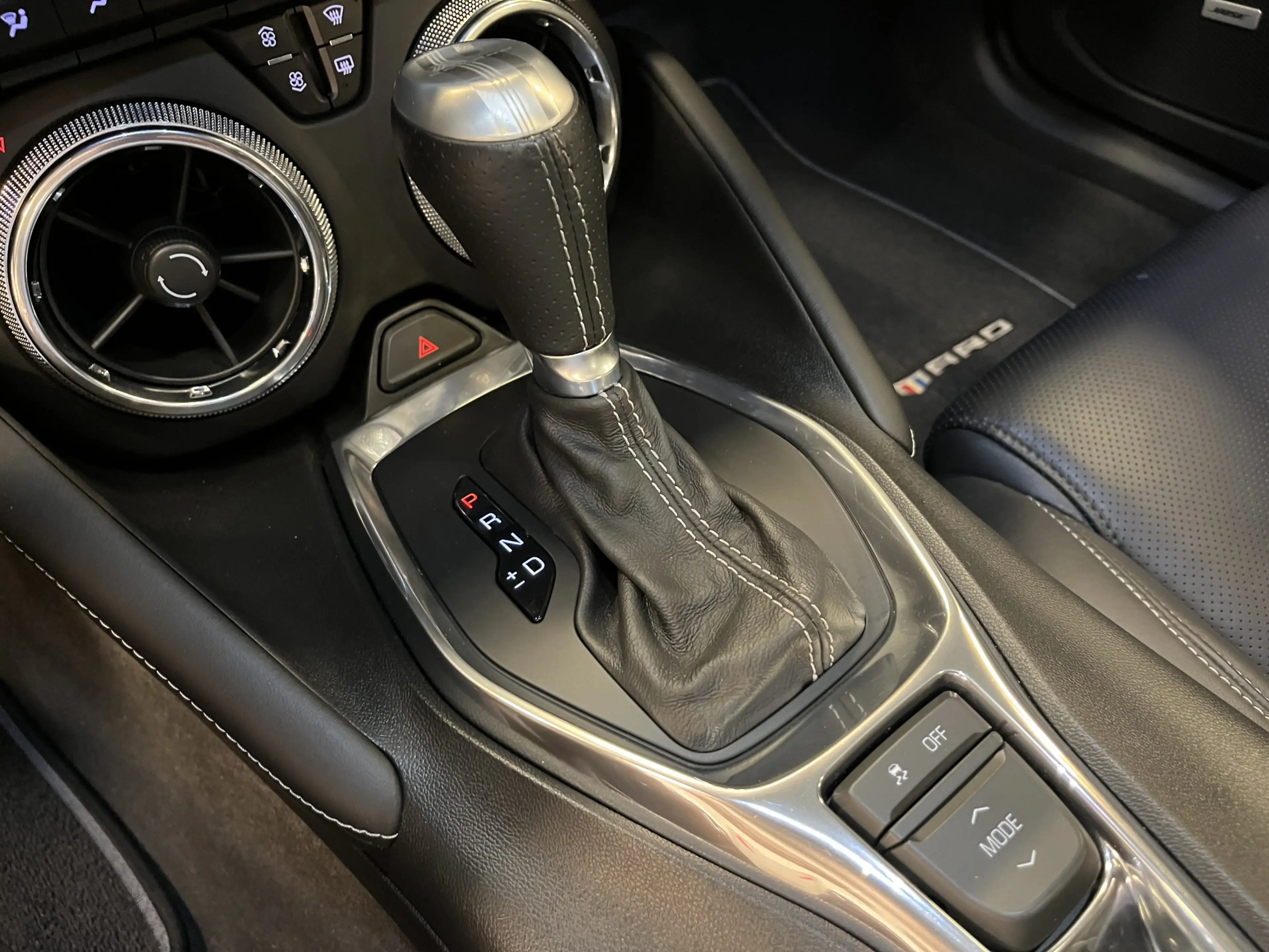 Chevrolet Camaro USA Coupe 6.2i V8 Automaat Supercharged 620PK 2SS — photo 3