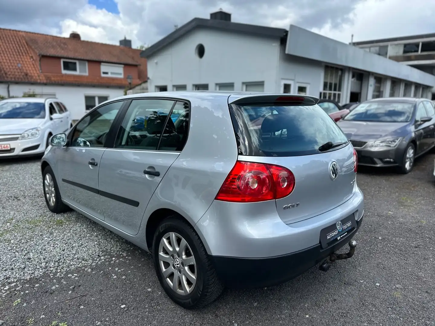 Volkswagen Golf V 1.6 FSI*Anhängerk.+TÜV & Service Neu Argent - 2