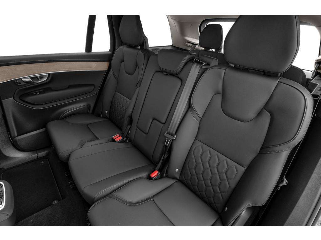 2026 Volvo XC90 B6 Plus Dark Theme thumb 9