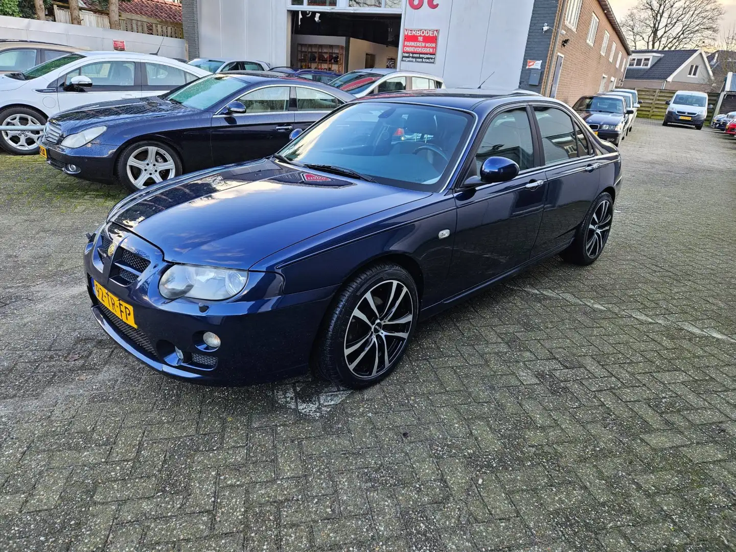 MG ZT 2.0 CDTi 135 / Leer / Clima / Navi / Cruise Albastru - 2