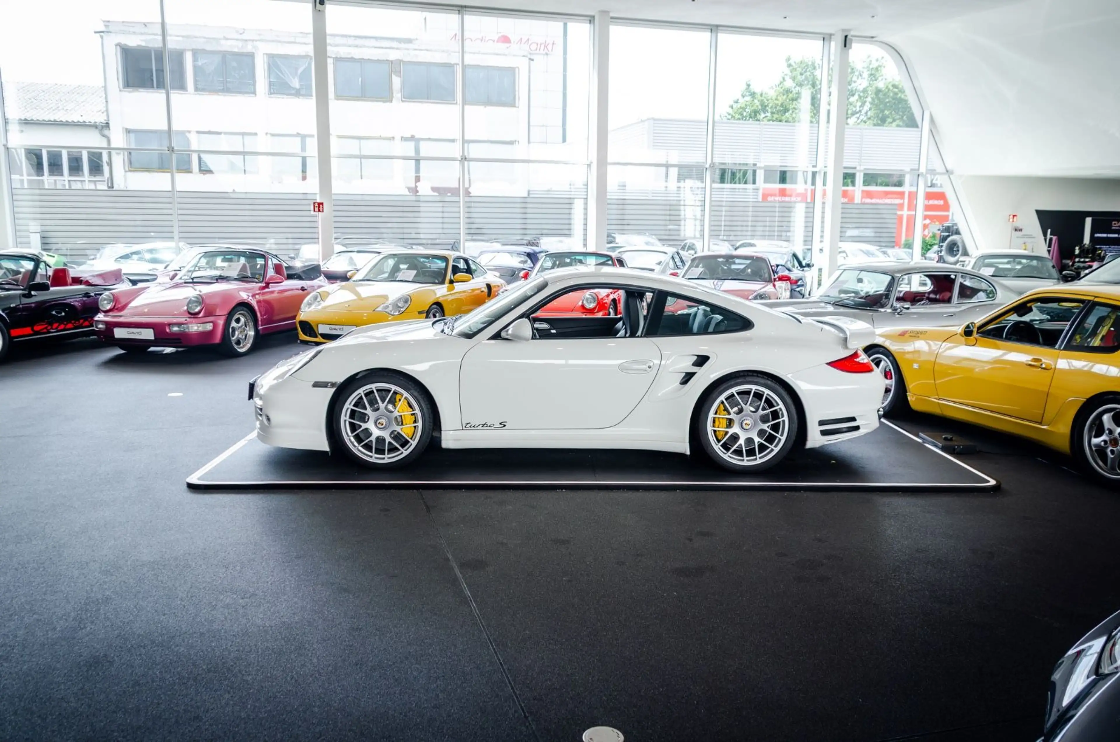 Porsche 997 .2 Turbo S Coupe *Scheckheft*Wartung neu* — photo 10