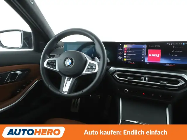 BMW 3 Series view 13