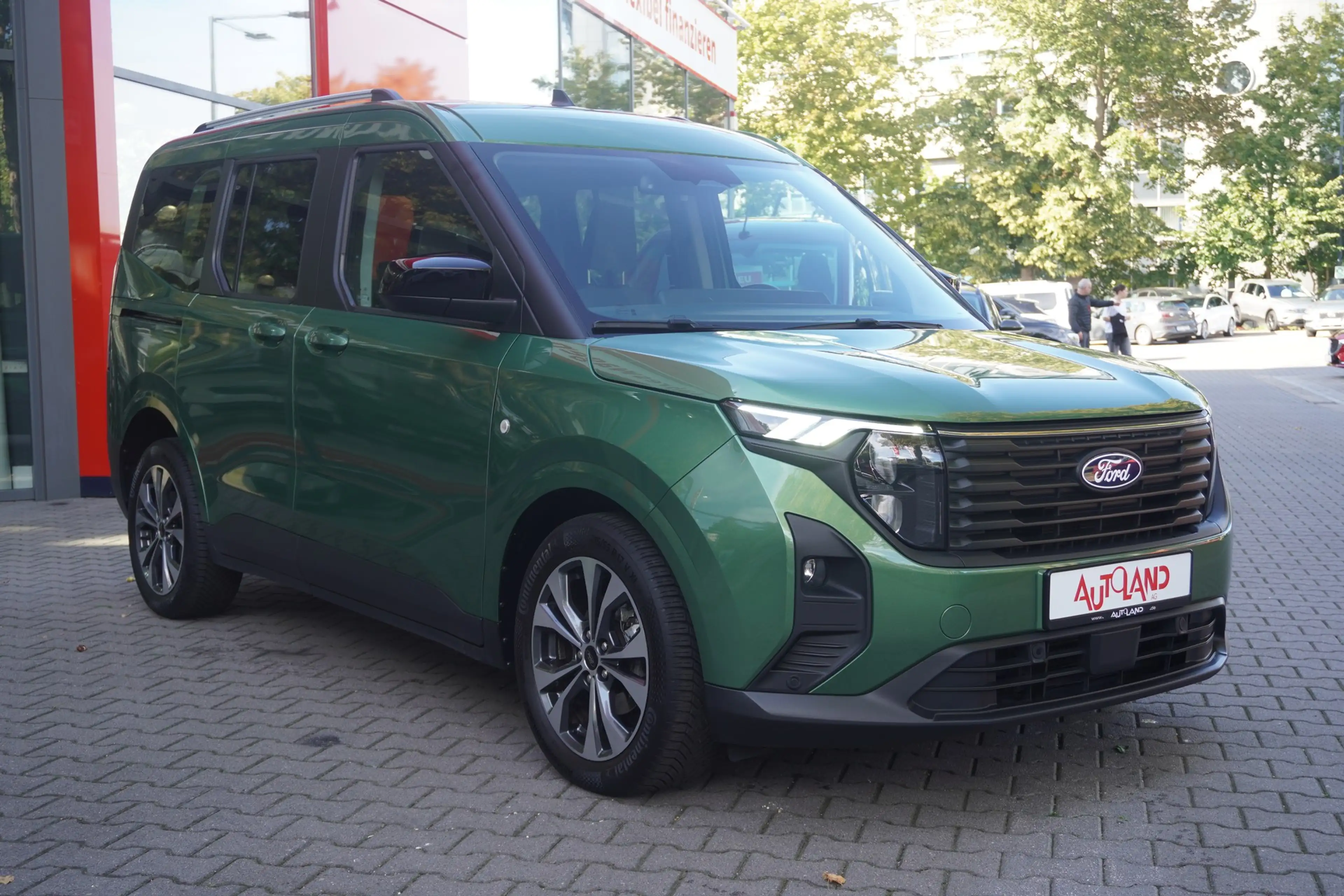 Ford Tourneo Courier 1.0 EcoBoost Titanium Aut. AHK — photo 4